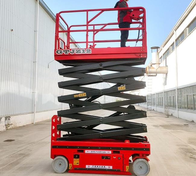 龙潭自行走移动式升降机